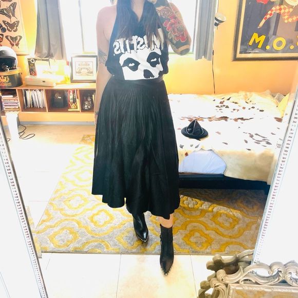 GORGEOUS VINTAGE BLACK CIRCLE SKIRT WITH DIAMOND PATTERN size 27in waist - Picture 2 of 11